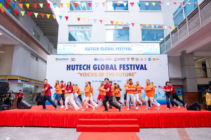 Chọn chương trình Cử nhân Chuẩn quốc tế HUTECH, sẵn sàng vươn xa trong môi trường toàn cầu 76