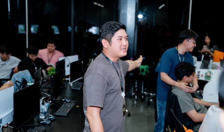 Trang bị năng lực truyền thông số thời AI cho sinh viên Quan hệ công chúng tại Learning Chain 16