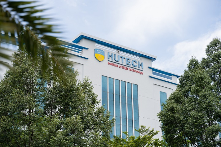 Danh mục ngành, thời gian đào tạo, tổng số tín chỉ và đơn giá học phí khóa 2025 tại HUTECH 211