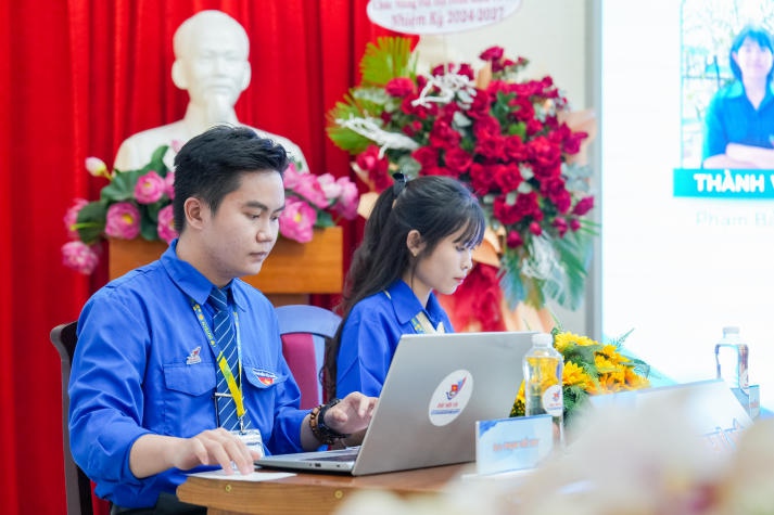 Đại hội Đại biểu Đoàn TNCS Hồ Chí Minh Khoa Tài chính - Thương mại lần thứ VII thành công rực rỡ 139