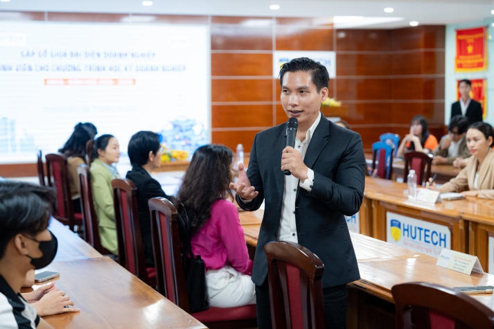 Khoa Quản trị kinh doanh HUTECH mở rộng cơ hội học tập tại doanh nghiệp cho sinh viên 41