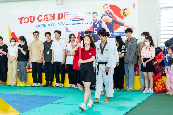 Hơn 200 vận động viên tranh tài sôi nổi tại Giải Taekwondo Sinh viên HUTECH mở rộng lần 1 49