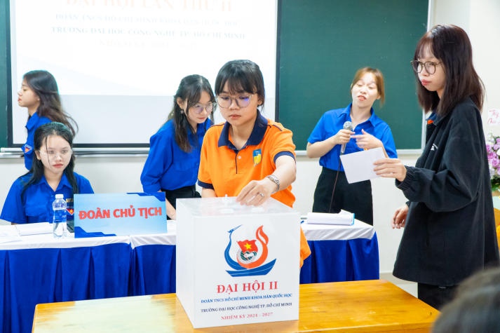 Khoa Hàn Quốc học tổ chức Đại hội Đại biểu Đoàn TNCS Hồ Chí Minh lần thứ II, vững vàng hành trình thành công mới 49