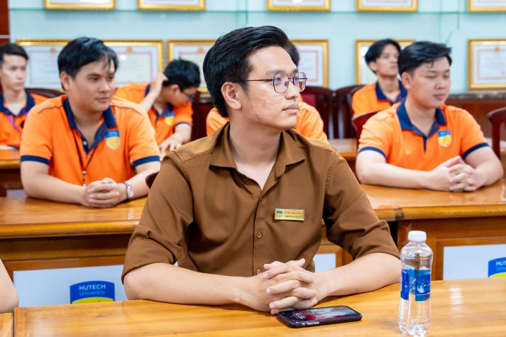 Viện Đào tạo Quốc tế HUTECH khai mạc Cuộc thi I-HUTECH "The road to glory" 40