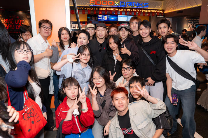 [Video] Tiếp cận điện ảnh cùng dàn diễn viên “Tử chiến trên không”, sinh viên HUTECH mở rộng góc nhìn nghệ thuật 26