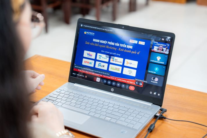 Hơn 365 cơ hội việc làm cho sinh viên Marketing - Kinh doanh quốc tế từ chương trình phỏng vấn trực tuyến 39