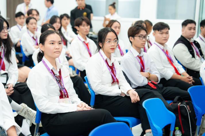 HUTECH-ers “mở rộng vị giác” cùng các đầu bếp đẳng cấp MasterChef tại Classic Fine Foods Việt Nam 144