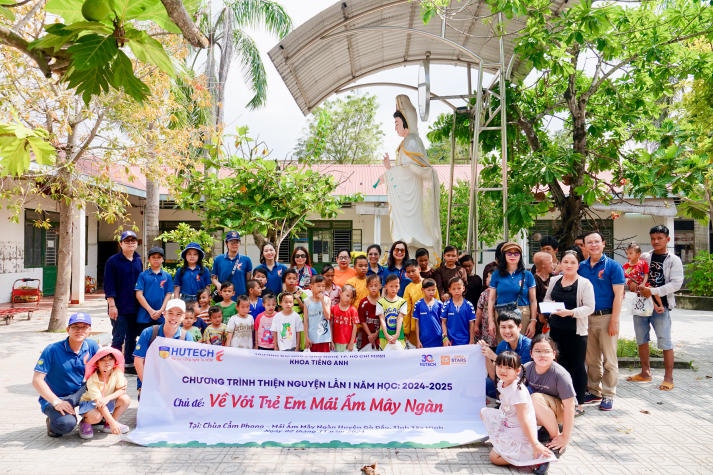 Giảng viên Khoa Tiếng Anh trao gửi yêu thương tại Mái ấm Mây ngàn (Tây Ninh) 47