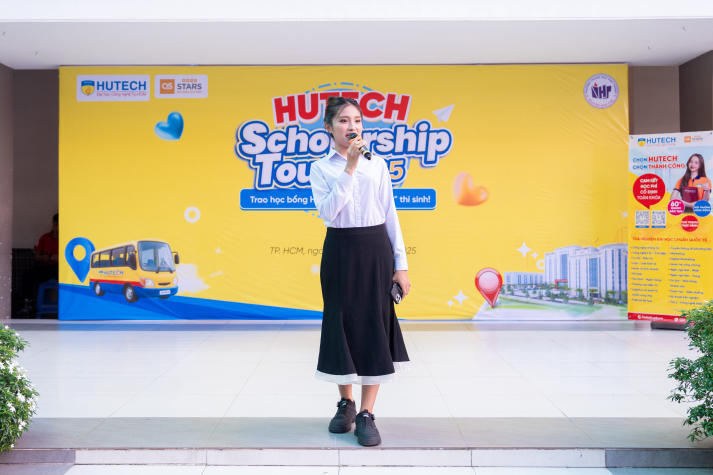 HUTECH Scholarship Tour 2025: Trao 32 suất học bổng trị giá 25% học phí toàn khóa cho học sinh Trường THPT Nguyễn Hữu Thọ (TP.HCM) 57