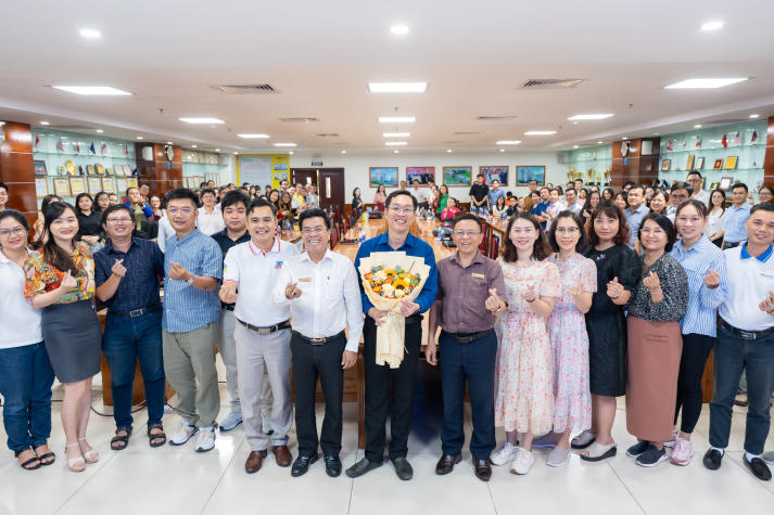 [Video] Học viên sau đại học HUTECH mở rộng cánh cửa nghiên cứu học thuật từ sức mạnh AI 96