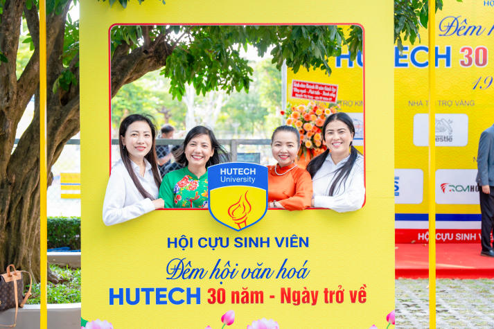“HUTECH 30 năm - Ngày trở về” và hành trình kết nối những thế hệ 29