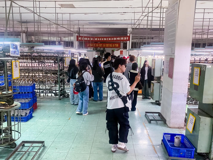 Sinh viên ngành Thiết kế thời trang khám phá bản sắc dân tộc qua hành trình kiến tập tại Lâm Đồng 21