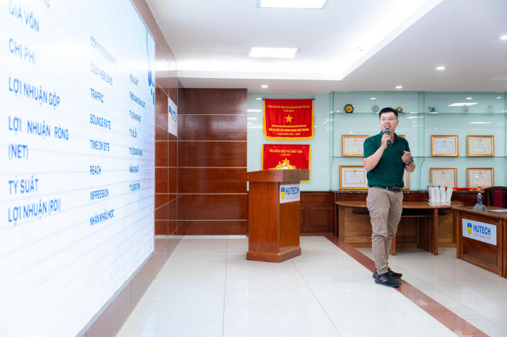 Góc nhìn nghề nghiệp dành cho Gen Z Marketing - Kinh doanh quốc tế trong bối cảnh kinh tế số 30