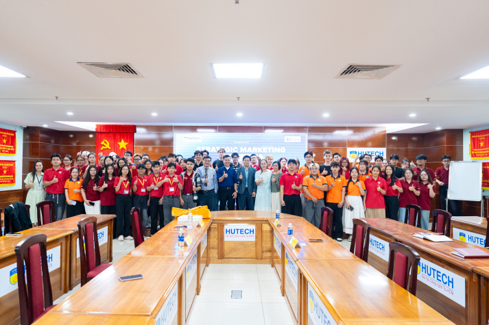 Sinh viên I-HUTECH rèn tư duy chiến lược Marketing qua bài toán thị trường thực tế 58