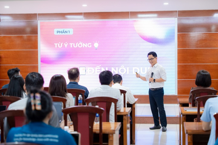 Nâng cao hiệu quả kỹ năng quản trị Website và truyền thông số cho thầy cô HUTECH 27