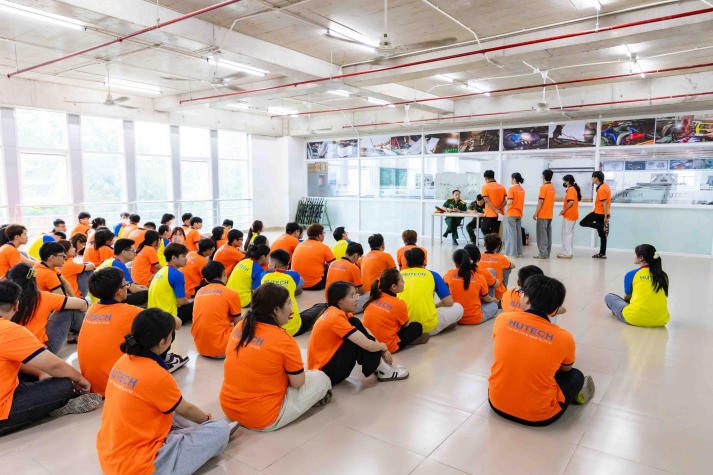 [Video] HUTECH-ers “come back” sau Tết: Sạc đầy năng lượng, chinh phục những mục tiêu mới 77