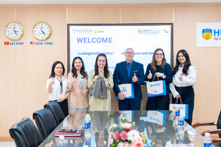 HUTECH meets with Ludwigshafen University of Business and Society (Germany) to promote applied education and internationalization 38