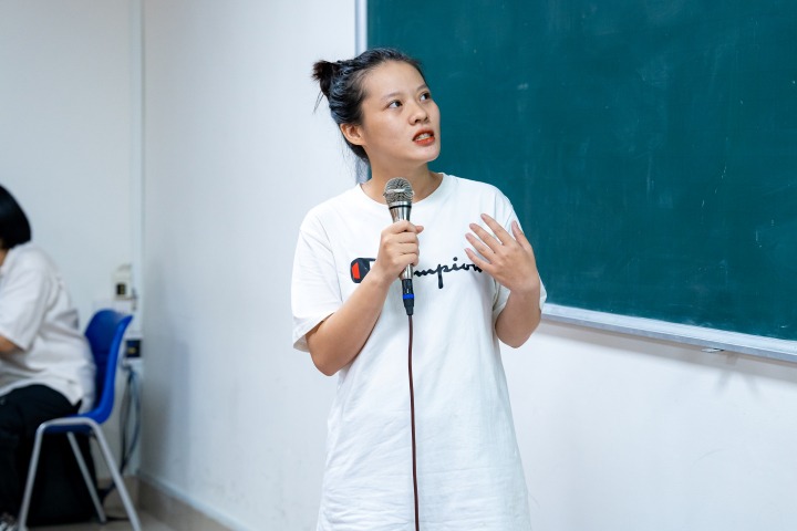 Sinh viên Khoa Trung Quốc học tranh tài sôi nổi tại cuộc thi tài năng Hán ngữ  “Tôi là ai - 我是谁” 61