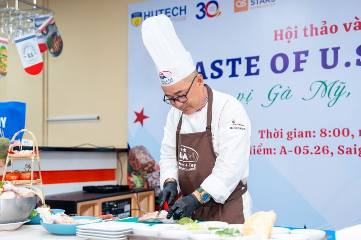 [Video] HUTECH Students Showcase Culinary Talent in the “Taste of Chicken” Grand Finale 36