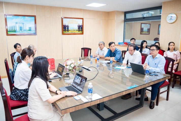 HUTECH partners with Emerald Publishing and iGroup Vietnam to boost scientific research development 9