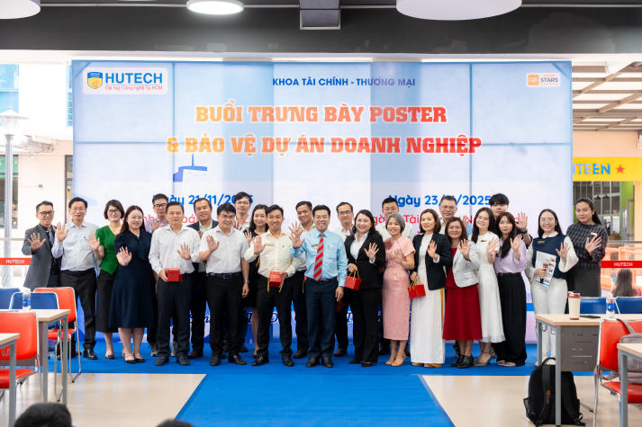Triển lãm poster dự án doanh nghiệp - dấu mốc trưởng thành của sinh viên Khoa Tài chính - Thương mại HUTECH 11