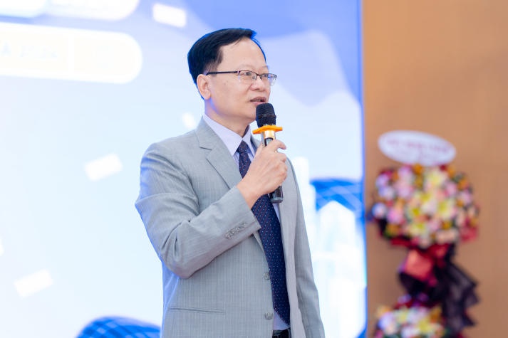 Tân sinh viên Khoa Công nghệ thông tin nắm bắt chiến lược học tập hiệu quả từ chuyên gia 21