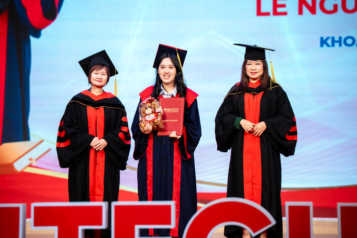 Lễ trao bằng tốt nghiệp HUTECH: Dấu son cho hành trình bền bỉ chinh phục tri thức 58