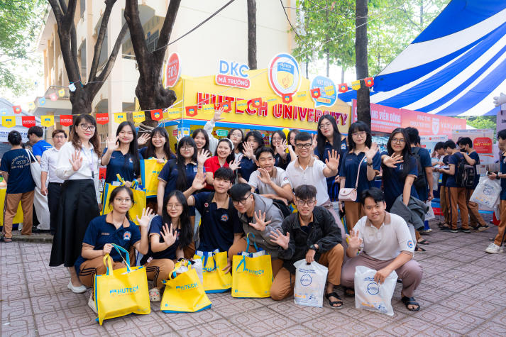 Tư vấn mùa thi 2026 tại Đồng Nai: HUTECH “all-in” bí kíp chọn ngành và chính sách học phí, học bổng cho teen 2k8 17