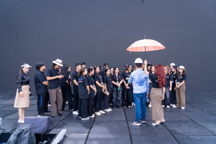 Visiting “The Next Concert” Production Process: Event Management Students Gain Valuable Real-World Insights 33