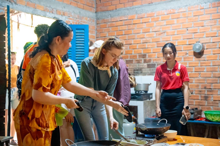 [Video] Exciting Mekong Delta adventure with students from Denmark, Germany, the Netherlands, and HUTECH 89