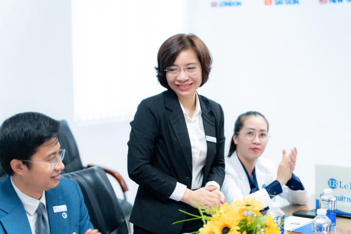 Khoa Luật HUTECH ký kết MOU với Công ty TNHH Luật Lê Bùi 37