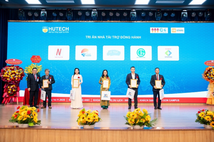 [Video] Ban Điều hành CLB Doanh nhân HUTECH nhiệm kỳ mới ra mắt, đồng hành cùng sinh viên chạm thành công 38