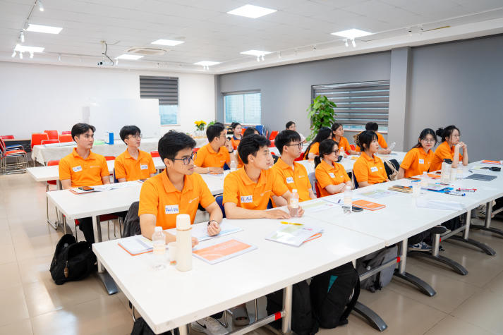 [Video] Youth Education Learning: Trang bị hành trang giáo dục thanh thiếu niên cho sinh viên HUTECH 42