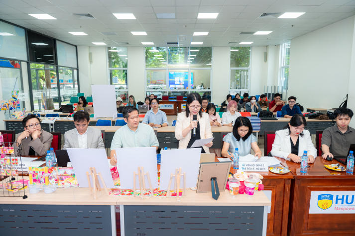 [Video] 26 đồ án Nghệ thuật số trở thành “portfolio sống” trong ngày bảo vệ tốt nghiệp 175