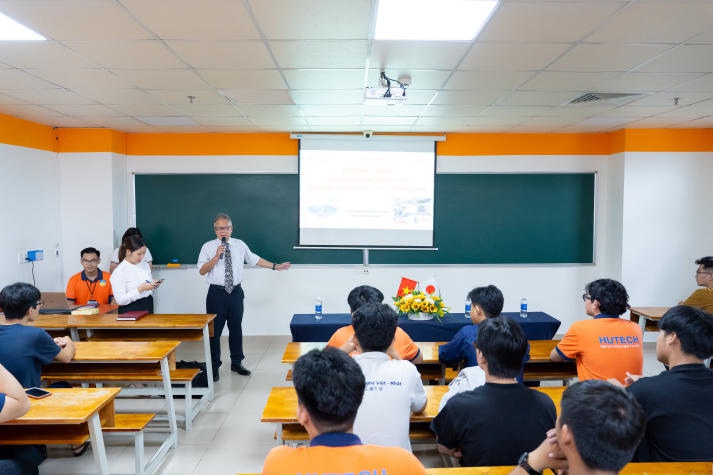 Sinh viên VJIT tìm hiểu cơ hội việc làm Kỹ sư ô tô cùng doanh nghiệp Nhật 29