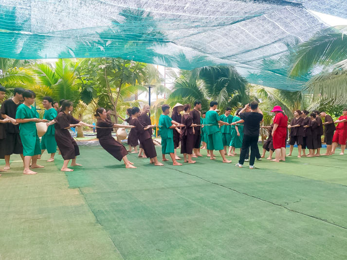 Sinh viên Quản trị dịch vụ du lịch và lữ hành “chạm nghề” từ chuyến thực tế miền Tây 31