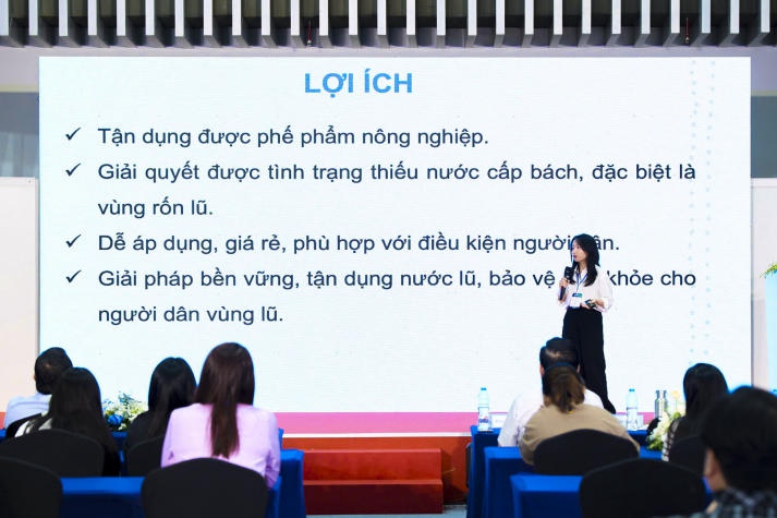 [Video] HUTECH 2024: Nhìn lại 10 gương mặt sinh viên nổi bật trong học thuật - văn hóa - thể thao 94