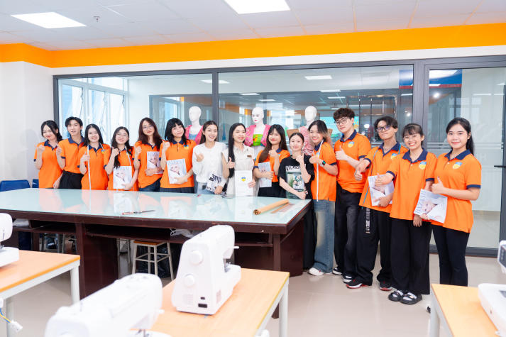 [Ảnh] Khám phá loạt “tọa độ” học tập, thực hành và rèn luyện thú vị tại HUTECH 85