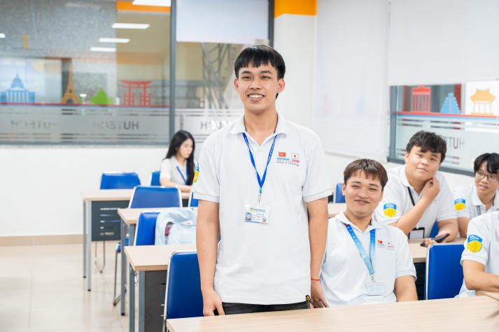 Mở rộng cơ hội nghề nghiệp trong ngành dịch vụ cho sinh viên VJIT 50