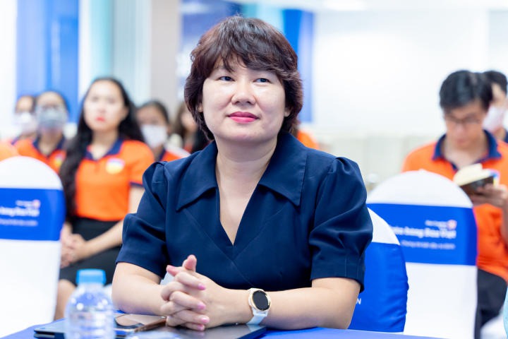 [Video] Sinh viên Khoa Luật HUTECH gặp gỡ chuyên gia, tìm hiểu cơ hội nghề nghiệp tại Ngân hàng Bản Việt 26