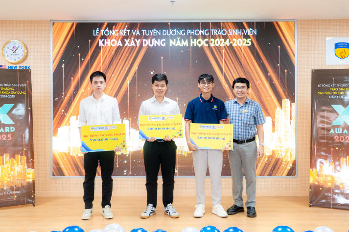 Dấu ấn một năm nỗ lực: Khoa Xây dựng tổng kết phong trào sinh viên và trao giải X-AWARD 2025 35