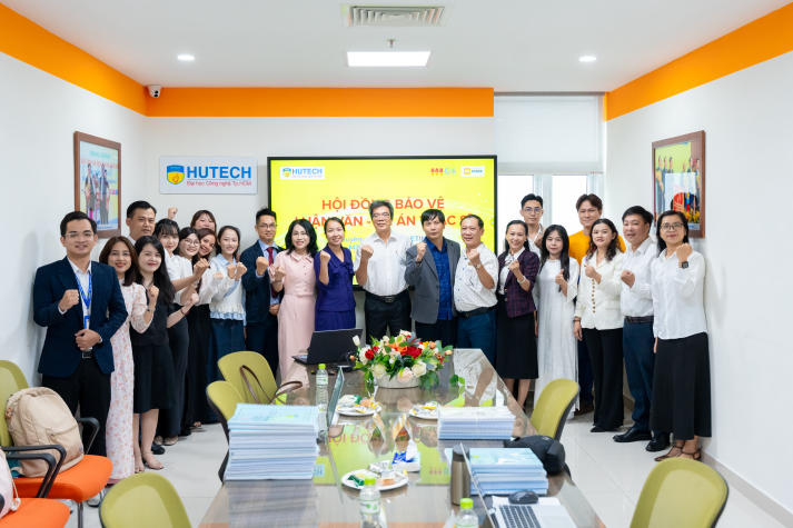 Học viên cao học Marketing phân tích hành vi số và xu hướng tiêu dùng mới 73