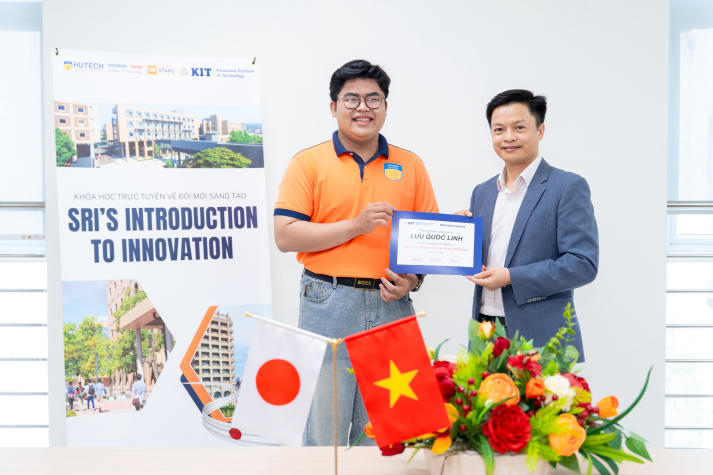 Sinh viên VJIT “chốt ý tưởng” tại lễ bế giảng khóa học đổi mới sáng tạo I2I Workshop 59