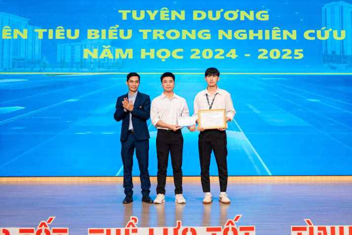 Hội nghị tổng kết phong trào sinh viên VJIT năm học 2024-2025: Dấu ấn một năm nhiều thành tựu 69