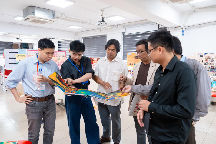 Những “thế giới sách” đầy màu sắc qua góc nhìn sinh viên Thiết kế đồ họa 82