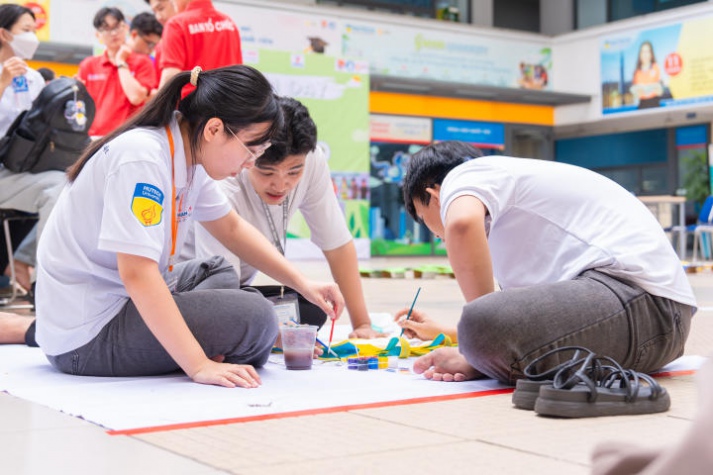 ​HUTECH-ers đắm mình trong không gian văn hóa Nhật Bản tại VJIT Matsuri 2024 54