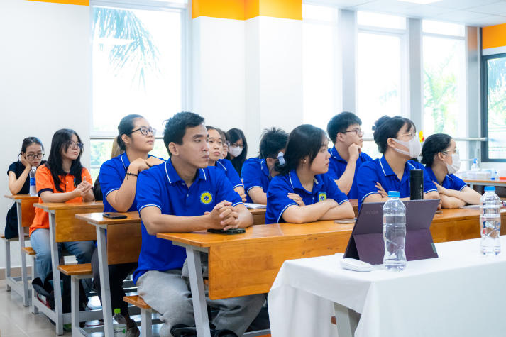 Phù Sa Genomics đồng hành cùng sinh viên Khoa Thú y - Chăn nuôi phát triển kỹ năng xét nghiệm sinh học phân tử 63