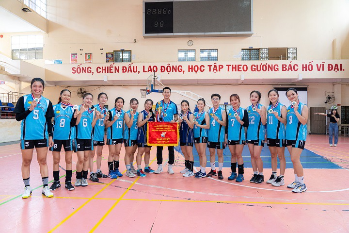 Tuyển bóng chuyền nam - nữ HUTECH lập “cú đúp” tại Giải Bóng chuyền Sinh viên toàn quốc - khu vực phía Nam 2023 122
