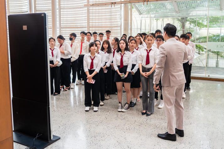 [Video] Mở rộng định hướng nghề nghiệp qua chuyến tham quan White Palace Phạm Văn Đồng của sinh viên Quản trị nhà hàng 80