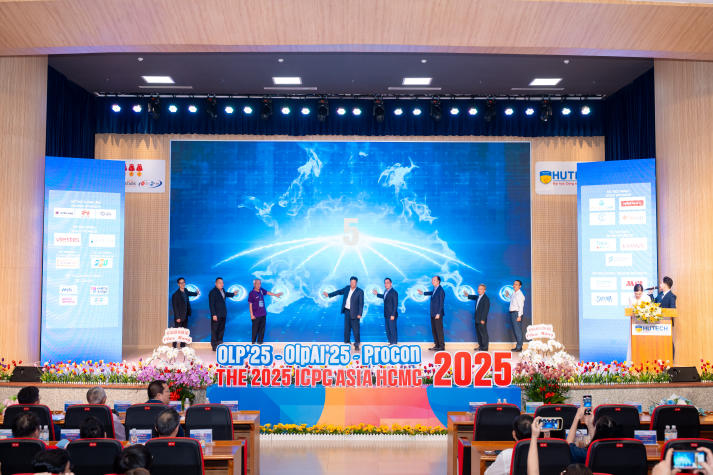 Trang trọng lễ khai mạc OLP’25, OlpAI’25, Procon’25 và ICPC Asia HCMC 2025 56